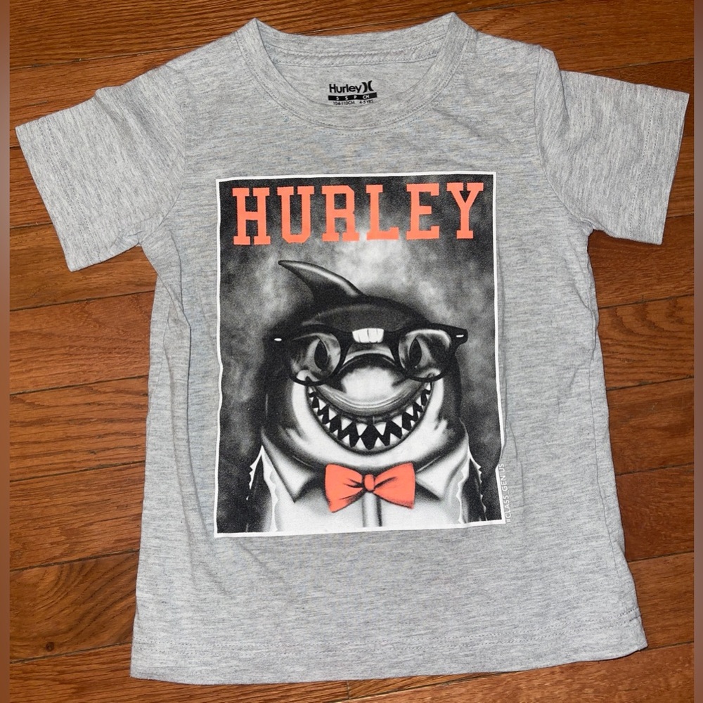 Hurley shark small 4-5 years old